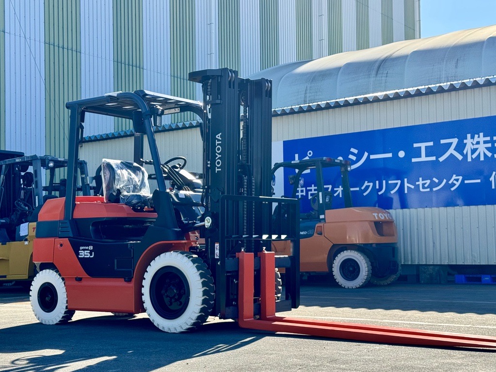 レンタル】3.5トンバッテリーフォークリフトのご紹介 | フォークリフト 