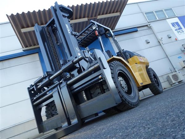 大迫力FD100-4の煽り写真（大型現場向け仕様）