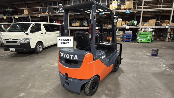PCS整備スタッフによる納車前点検整備が完了した中古フォークリフト
