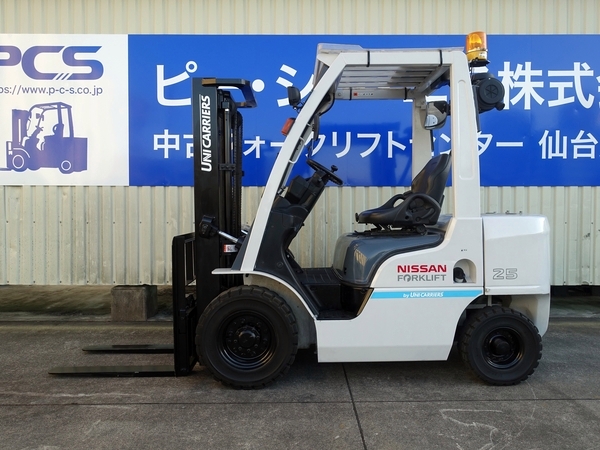 Y1F2A25 2.5トン ディーゼル 【中古フォークリフトのPCS】