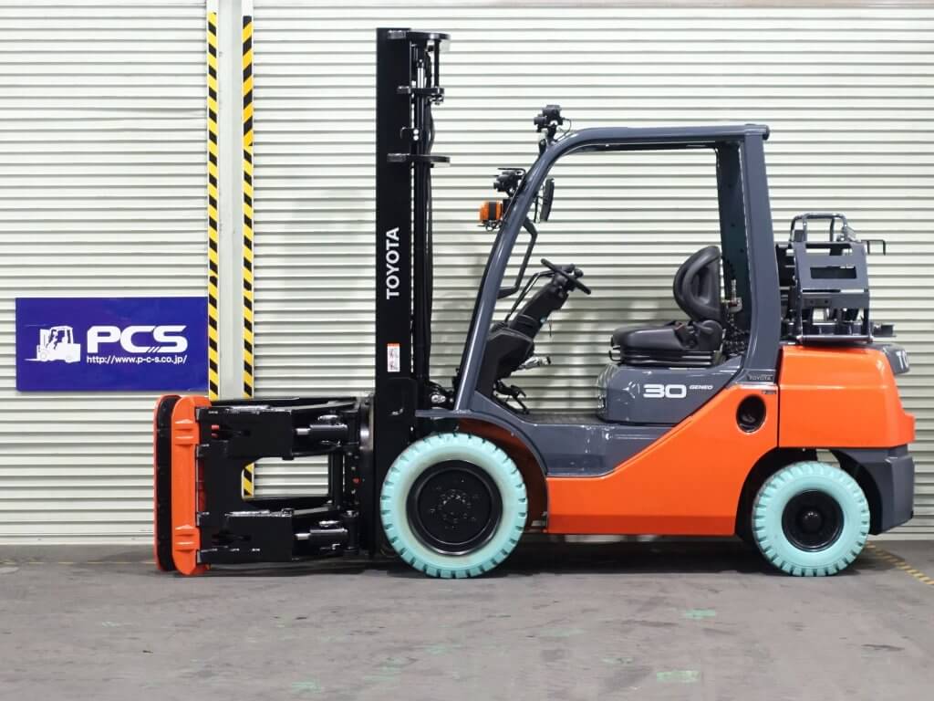 02-8FG30 3.0トン ガソリン/LPG 【中古フォークリフトのPCS】