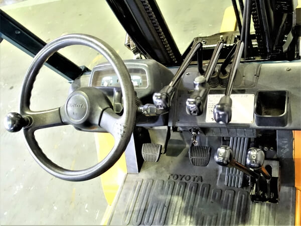 40-7FG20 2.0トン ガソリン/LPG 【中古フォークリフトのPCS】