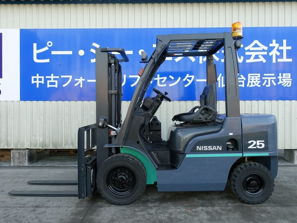 U1F2A25J 2.5トン ガソリン 【中古フォークリフトのPCS】