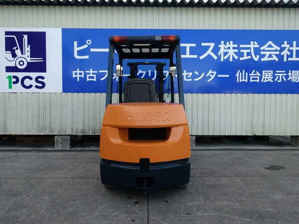 02-7FGK30 3.0トン ガソリン 【中古フォークリフトのPCS】