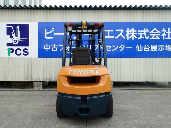 02-7FG30 3.0トン ガソリン 【中古フォークリフトのPCS】