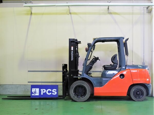 8FD45 4.5トン ディーゼル 【中古フォークリフトのPCS】