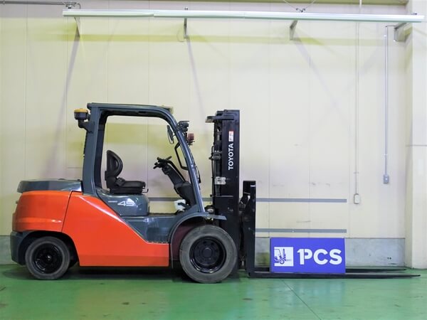 8FD45 4.5トン ディーゼル 【中古フォークリフトのPCS】