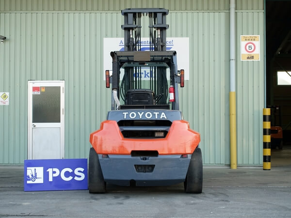 8FD70 7.0トン ディーゼル 【中古フォークリフトのPCS】