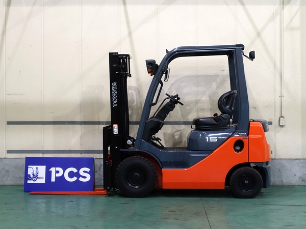 02-8FG15 1.5トン ガソリン 【中古フォークリフトのPCS】
