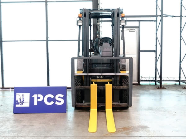 コマツフォークリフト　ガソリン　FG18HC-17 コマツフォークリフト ガソリン FG18HC-17
