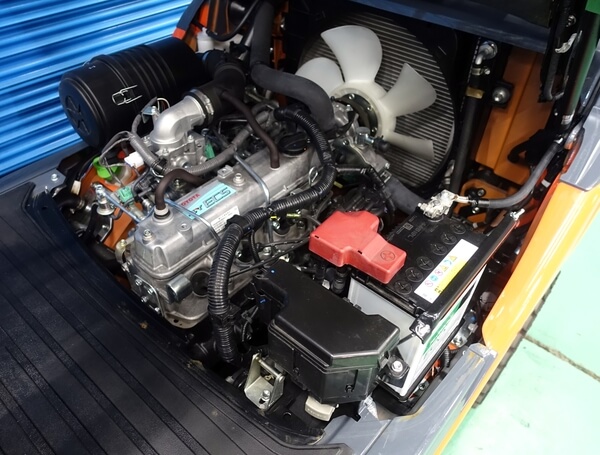 02-8FG18 1.8トン ガソリン 【中古フォークリフトのPCS】