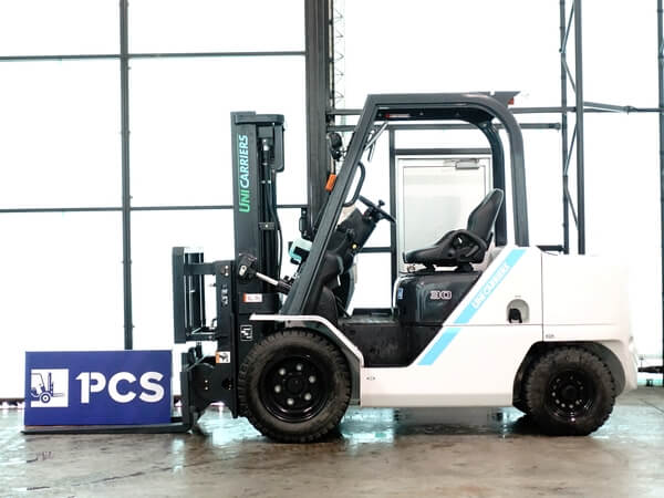 YDM-F202 FD30T5M 3.0トン ディーゼル 【中古フォークリフトのPCS】