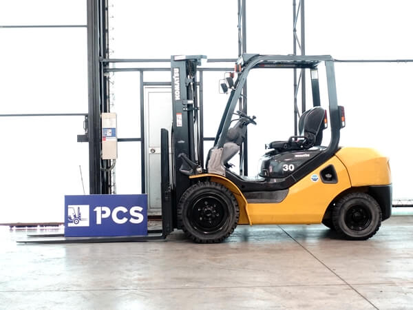 FD30T-17 3.0トン ディーゼル 【中古フォークリフトのPCS】