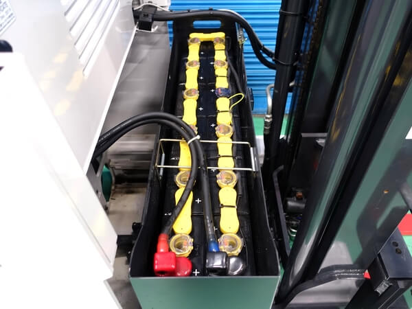 FBRM9NL-80-300 0.9トン バッテリーリーチ 【中古フォークリフトのPCS】