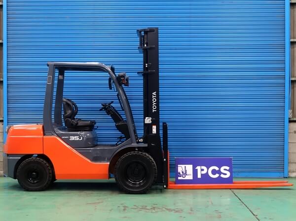 02-8FGJ35 3.5トン ガソリン 【中古フォークリフトのPCS】