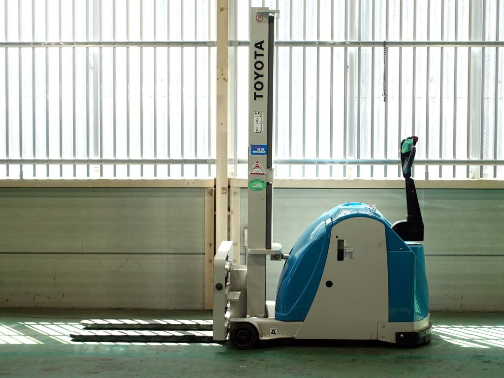 トヨタ 3HFW6