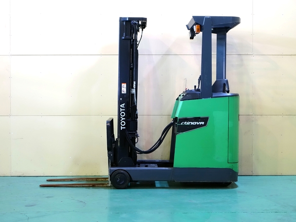 トヨタ 8FBR15