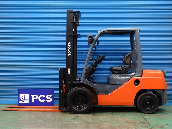 トヨタ 02-8FD30