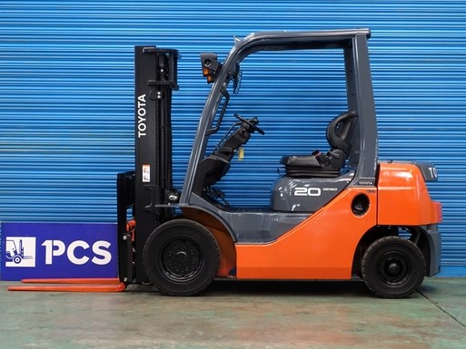 トヨタ 02-8FG20