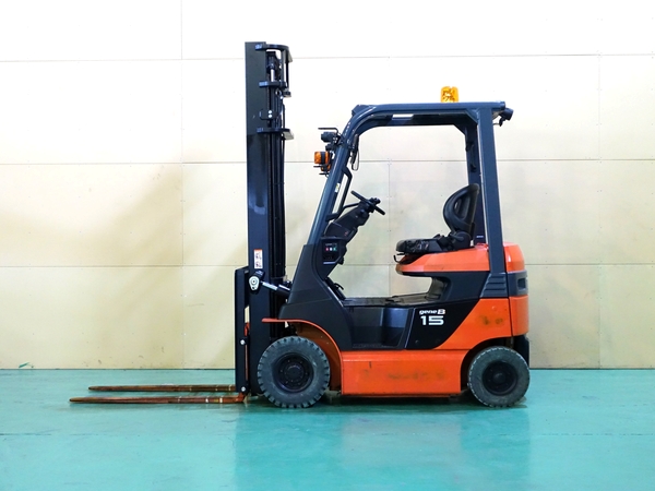 トヨタ 8FB15
