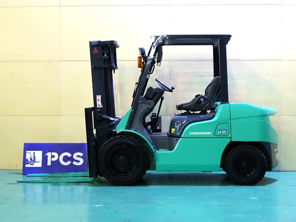 大幅値下げトヨタ 3t フォークリフト7FGK30ガソリン 3m MT 8，290h 