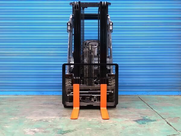 02-8FG20 2.0トン ガソリン 【中古フォークリフトのPCS】