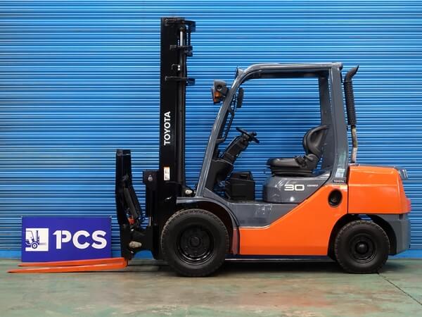 トヨタ 02-8FD30
