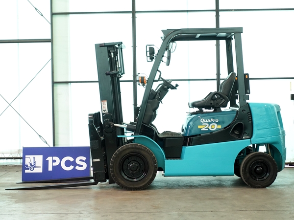 YDN-SD2G 11FD20AXIII24S 2.0トン ディーゼル 【中古フォークリフトのPCS】