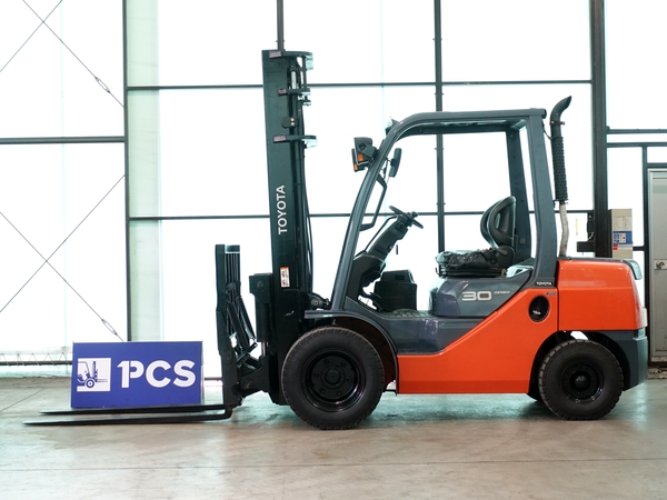 トヨタ 52-8FD30