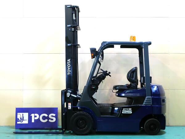 トヨタ 8FB25