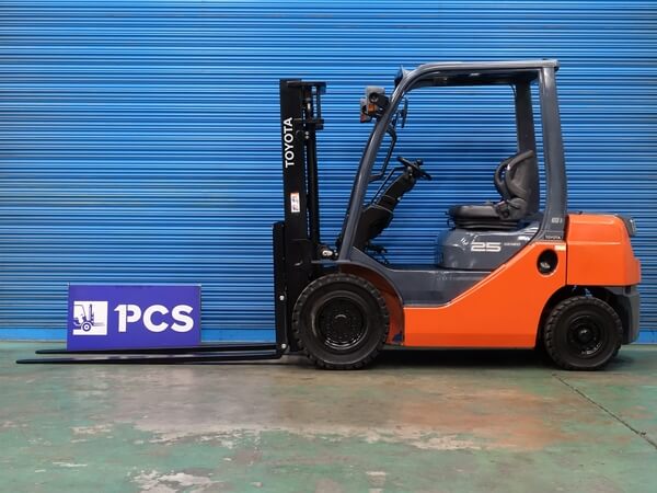 トヨタ 02-8FD25