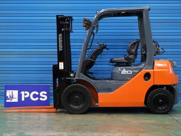 トヨタ 02-8FG20