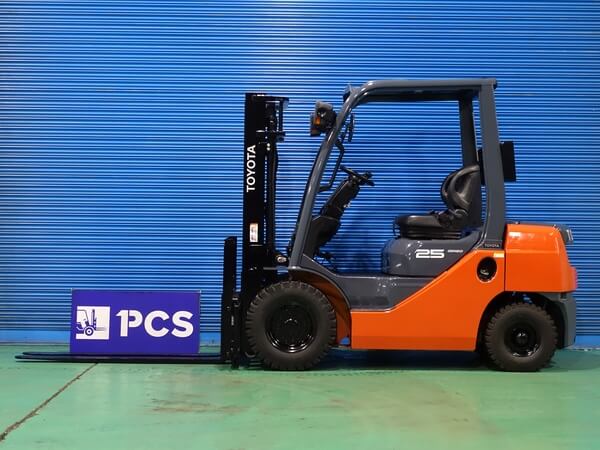 トヨタ 02-8FDL25