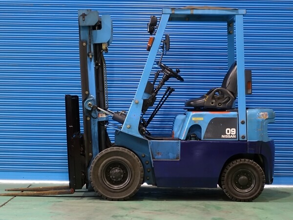 日産 NSJ01M09