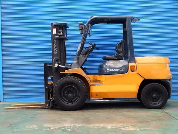 トヨタ 02-7FD40