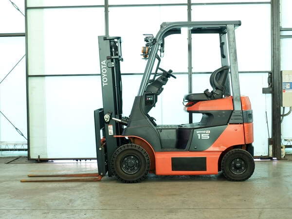 トヨタ 8FBH15