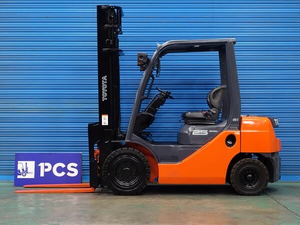 トヨタ 02-8FD25