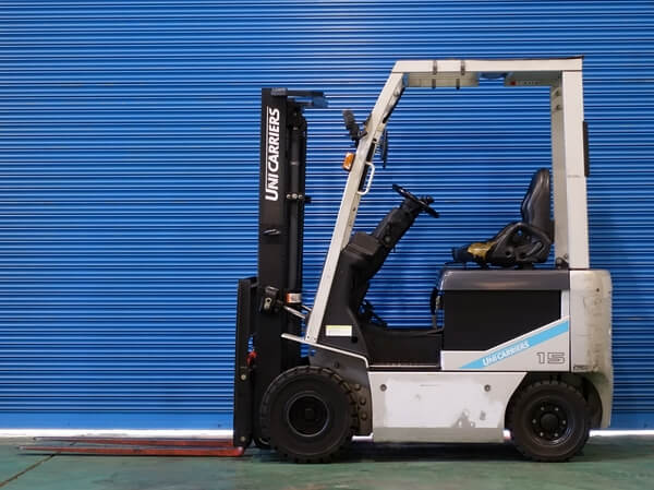 ユニキャリア J1B1