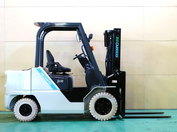 YDN-F185A FHD25T5 2.5トン ディーゼル 【中古フォークリフトのPCS】