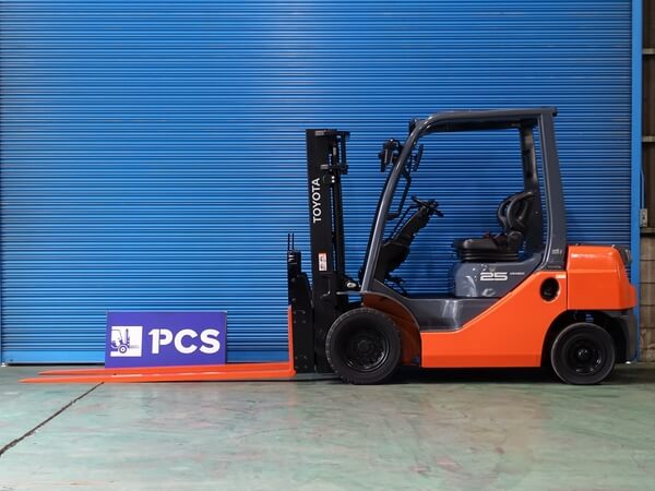 トヨタ 02-8FD25