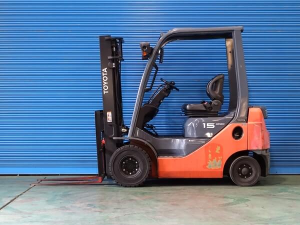 トヨタ 02-8FD15