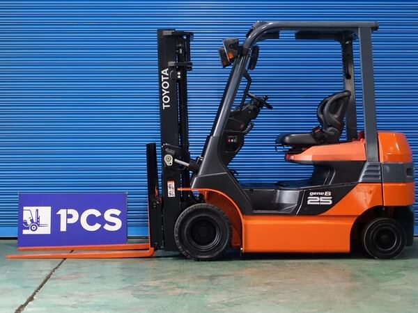トヨタ 8FB25
