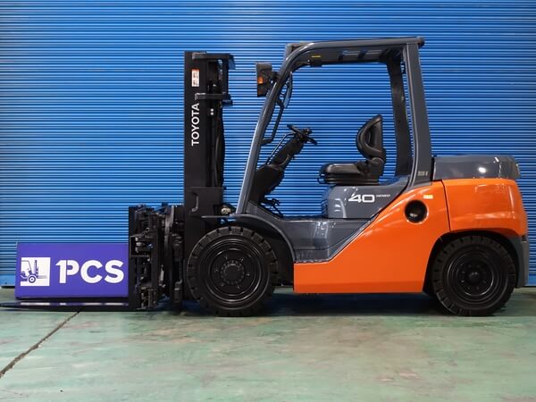 トヨタ 8FD40