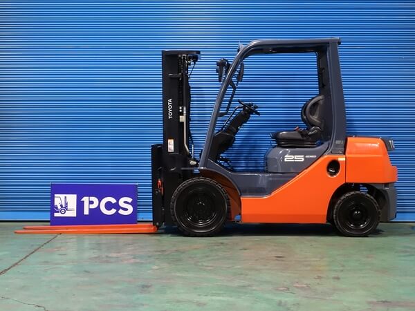 トヨタ 02-8FD25