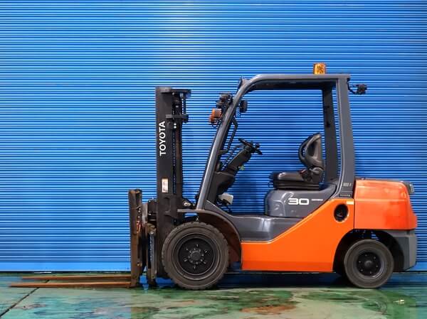 トヨタ 02-8FD30
