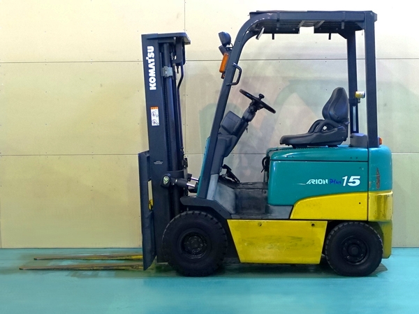 コマツ FB15EX-11