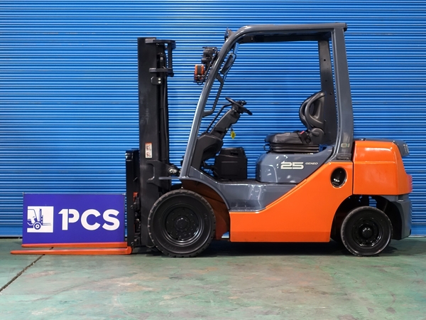 トヨタ 02-8FD25