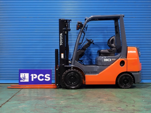 トヨタ 02-8FGK30