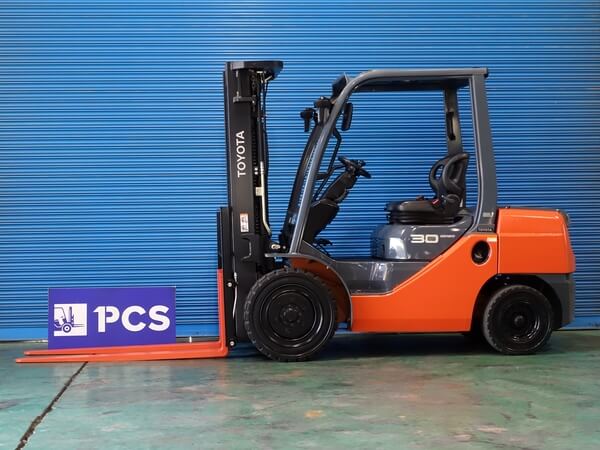 トヨタ 02-8FD30