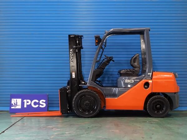トヨタ 02-8FD30